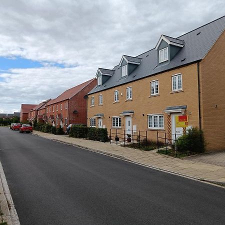3 Bedroom Townhouse Near Bicester Village Екстериор снимка