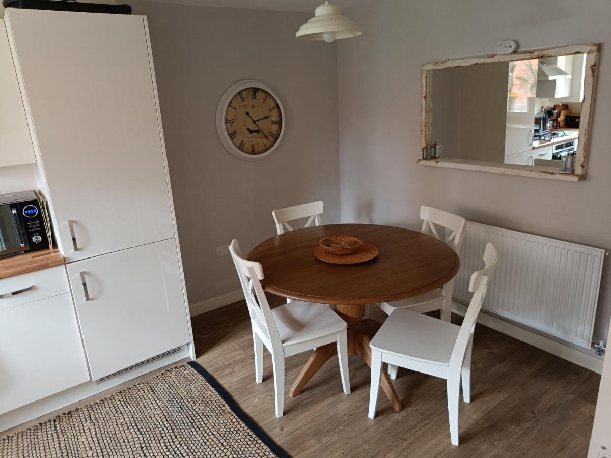 3 Bedroom Townhouse Near Bicester Village Екстериор снимка