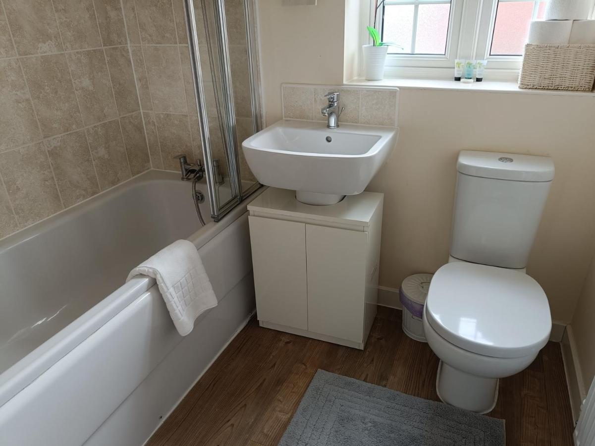 3 Bedroom Townhouse Near Bicester Village Екстериор снимка