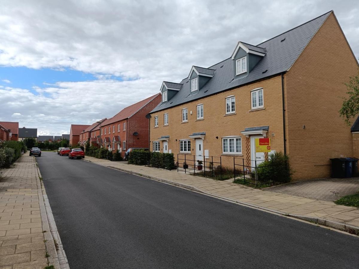 3 Bedroom Townhouse Near Bicester Village Екстериор снимка