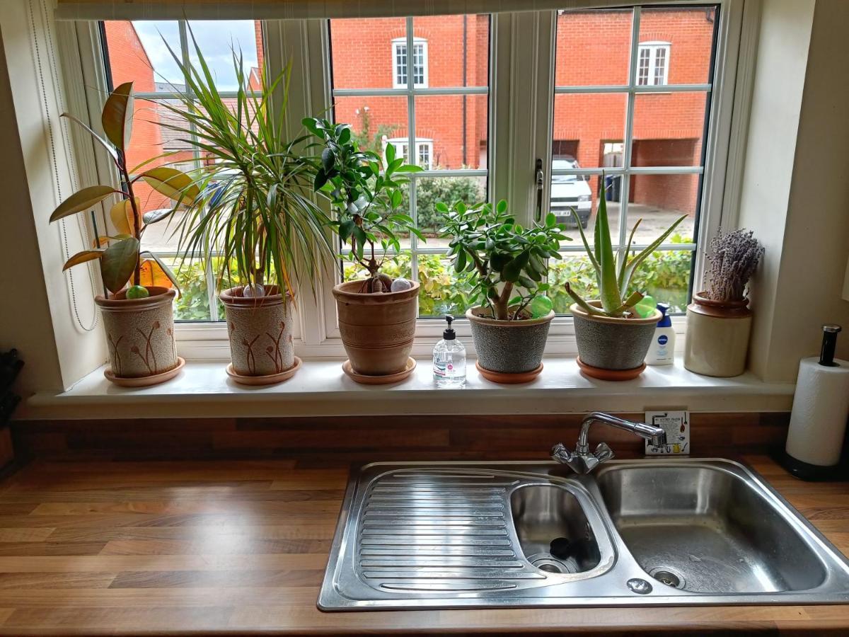 3 Bedroom Townhouse Near Bicester Village Екстериор снимка