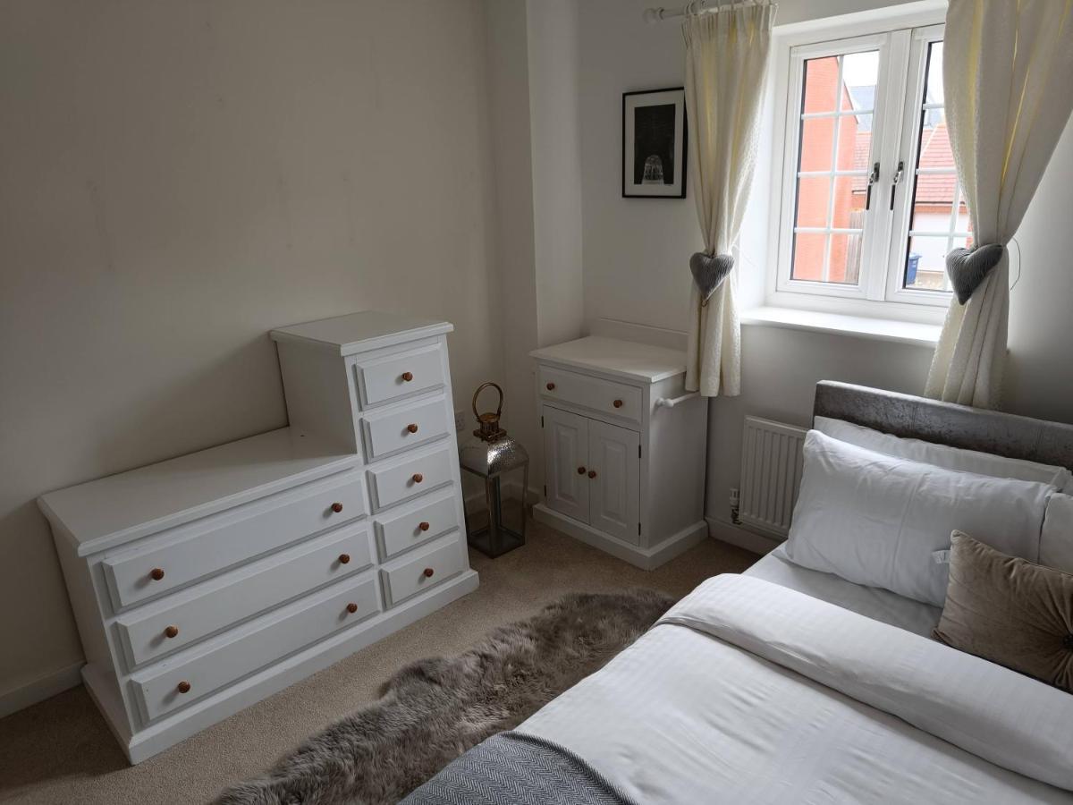 3 Bedroom Townhouse Near Bicester Village Екстериор снимка