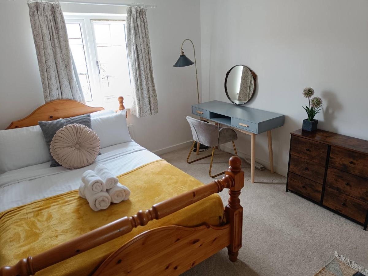 3 Bedroom Townhouse Near Bicester Village Екстериор снимка